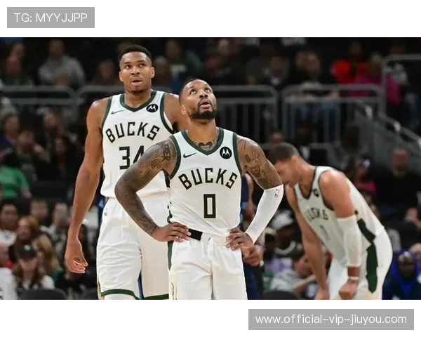 字母哥41+15准三双统治内线！雄鹿强势回暖的信号