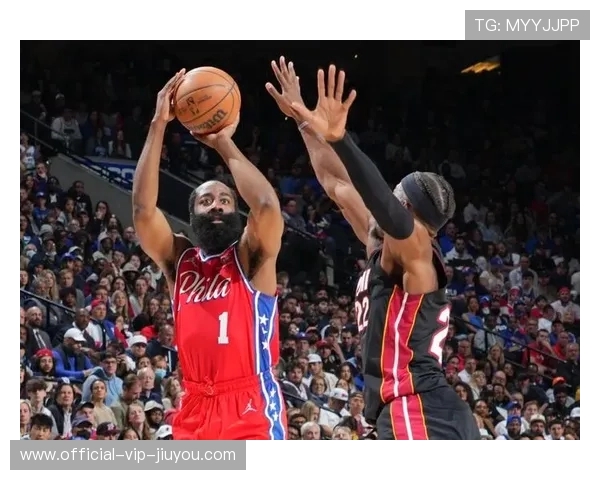 哈登接球后仰跳投命中，76人把握住胜机